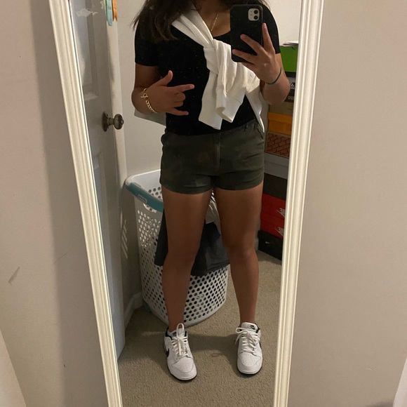 leahmrocha24